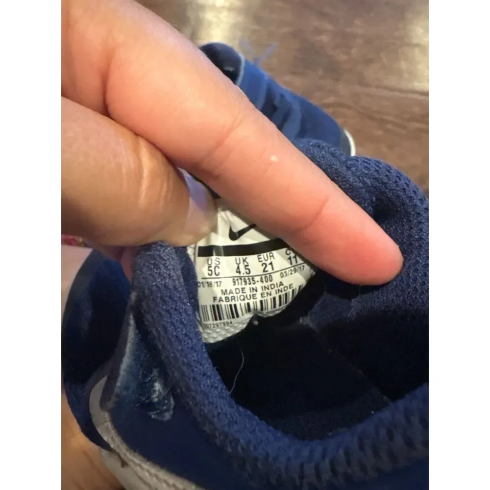 Nike blue baby sneakers